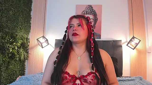 Snapshot of Mariee_bloom chatting on May 1, 2026, 2:38 am Mariee bloom online show from May 1, 2026, 2:38 am
