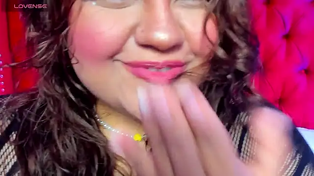 SunnyHoney  online show from March 6, 2026, 12:33 pm