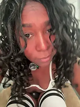 Snapshot of maryjane_ebony chatting on July 31, 2026, 2:37 pm maryjane ebony online show from July 31, 2026, 2:37 pm