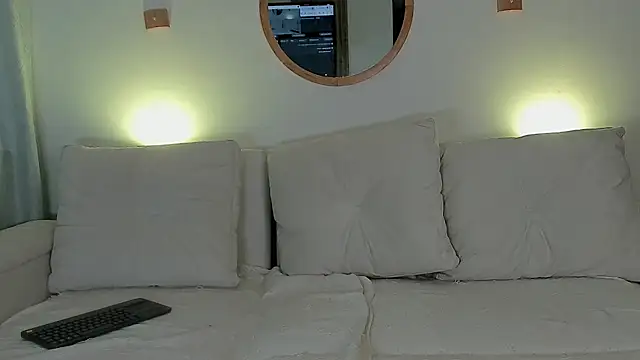 ALEJA R01 online show from April 24, 2026, 1:35 pm