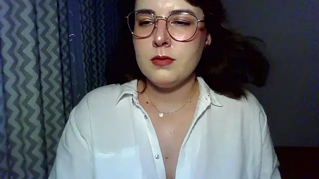 Snapshot of ClaraHard chatting on July 1, 2026, 6:30 pm ClaraHard online show from July 1, 2026, 6:30 pm