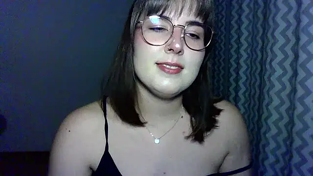 Snapshot of ClaraHard chatting on July 9, 2026, 9:03 pm ClaraHard online show from July 9, 2026, 9:03 pm