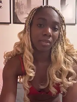 Snapshot of YoungBlackAaliyah chatting on March 11, 2026, 10:48 pm YoungBlackAaliyah online show from March 11, 2026, 10:48 pm