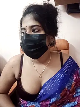 Sunitha28 online show from May 5, 2026, 4:54 pm