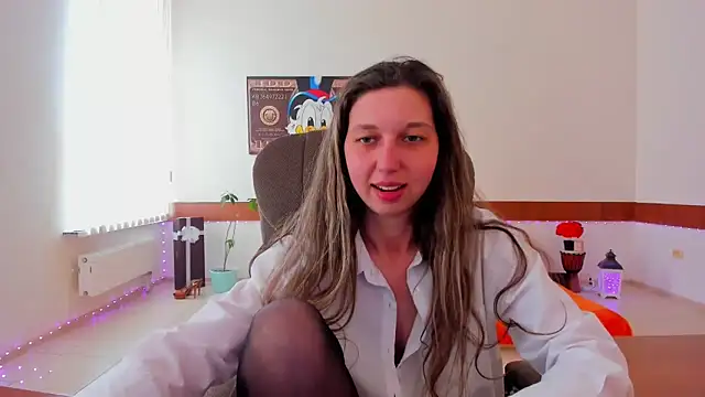 Snapshot of Ellina_Star chatting on April 25, 2026, 1:41 pm Ellina Star online show from April 25, 2026, 1:41 pm