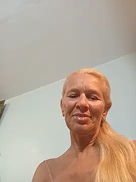 Snapshot of ViktoriaSexi1 chatting on July 30, 2026, 8:08 pm ViktoriaSexi1 online show from July 30, 2026, 8:08 pm