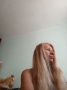 Snapshot of ViktoriaSexi1 chatting on May 19, 2026, 4:41 am ViktoriaSexi1 online show from May 19, 2026, 4:41 am