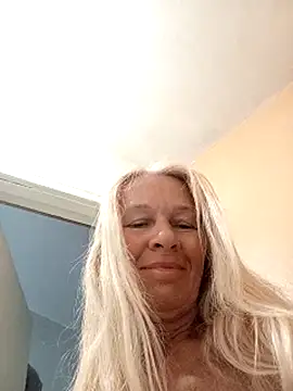 Snapshot of ViktoriaSexi1 chatting on June 4, 2026, 7:46 am ViktoriaSexi1 online show from June 4, 2026, 7:46 am
