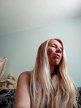 Snapshot of ViktoriaSexi1 chatting on May 7, 2026, 8:07 am ViktoriaSexi1 online show from May 7, 2026, 8:07 am