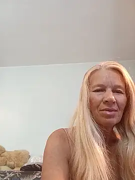 Snapshot of ViktoriaSexi1 chatting on June 7, 2026, 7:52 pm ViktoriaSexi1 online show from June 7, 2026, 7:52 pm