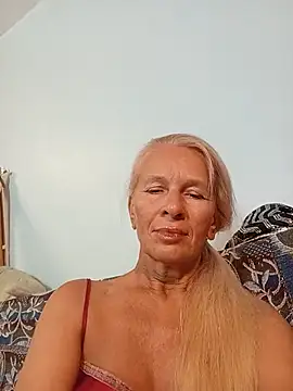 Snapshot of ViktoriaSexi1 chatting on July 18, 2026, 6:38 pm ViktoriaSexi1 online show from July 18, 2026, 6:38 pm