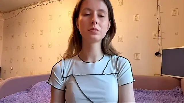 AlesiaGurevich online show from June 24, 2026, 5:44 pm