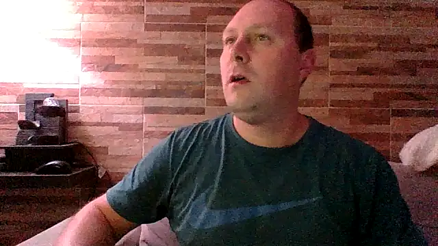 lustonfan online show from April 26, 2026, 10:29 pm