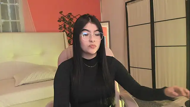 Snapshot of HannaLee333 chatting on March 24, 2026, 9:37 pm HannaLee333 online show from March 24, 2026, 9:37 pm