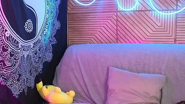 chill paws online show from July 30, 2026, 10:42 pm