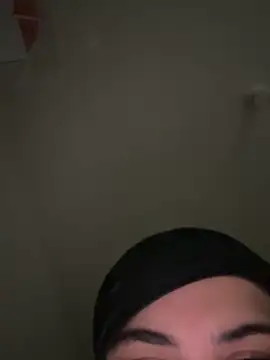 kahbadz3 online show from March 6, 2026, 8:26 pm