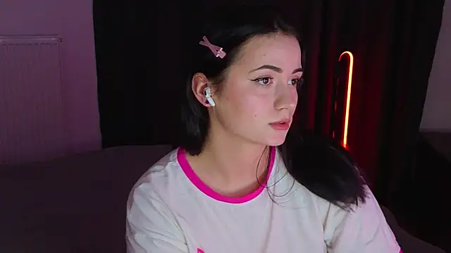 missy3kissy online show from March 21, 2026, 6:23 pm