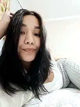 HollyXMolly online show from March 27, 2026, 8:54 pm