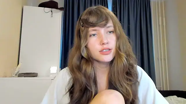 Snapshot of MaryannSofts chatting on July 9, 2026, 3:00 pm MaryannSofts online show from July 9, 2026, 3:00 pm
