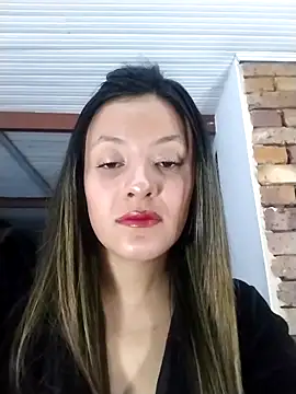 CynthiaMore online show from May 11, 2026, 4:04 pm