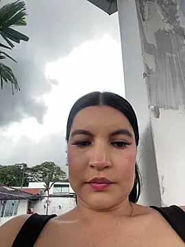 Snapshot of Pretty_Julieta chatting on May 31, 2026, 6:09 pm Pretty Julieta online show from May 31, 2026, 6:09 pm