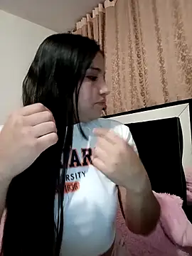 Snapshot of DulceBarbyeri chatting on March 10, 2026, 2:37 am DulceBarbyeri online show from March 10, 2026, 2:37 am