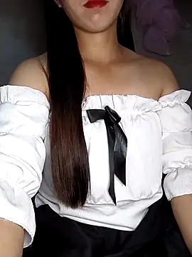 Snapshot of Fiona_2026 chatting on April 25, 2026, 2:03 pm Fiona 2026 online show from April 25, 2026, 2:03 pm