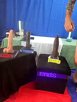 Snapshot of FantasyMan-BiWM chatting on March 17, 2026, 4:59 am FantasyMan-BiWM online show from March 17, 2026, 4:59 am