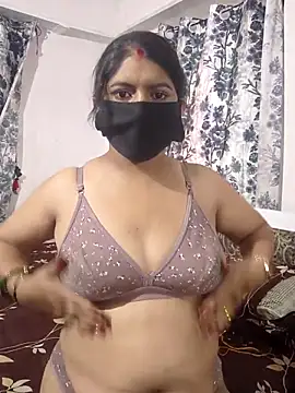 Funcouple0069 online show from April 28, 2026, 1:26 pm
