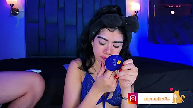 Snapshot of Zoe_Axel1 chatting on May 22, 2026, 6:50 pm Zoe Axel1 online show from May 22, 2026, 6:50 pm