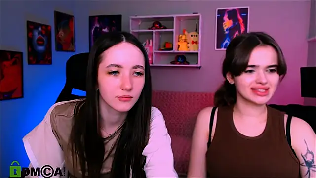 Snapshot of bella_dorn chatting on April 30, 2026, 1:40 pm bella dorn online show from April 30, 2026, 1:40 pm