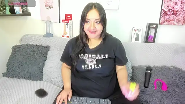 Snapshot of Lele_669 chatting on May 15, 2026, 1:47 am Lele 669 online show from May 15, 2026, 1:47 am