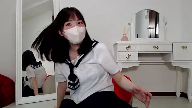 momotarochan online show from March 23, 2026, 12:05 pm