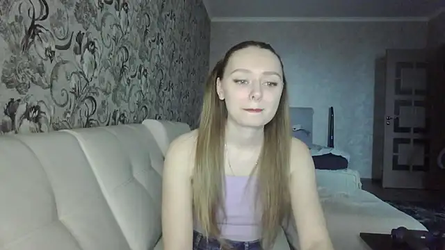 Snapshot of MysticGlimmer chatting on March 27, 2026, 12:50 pm MysticGlimmer online show from March 27, 2026, 12:50 pm