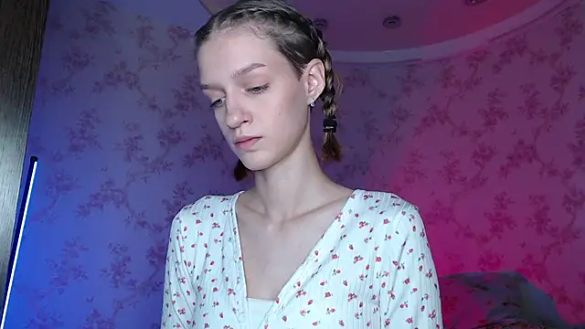 Snapshot of Chrissy_Joyful chatting on July 29, 2026, 4:33 am Chrissy Joyful online show from July 29, 2026, 4:33 am