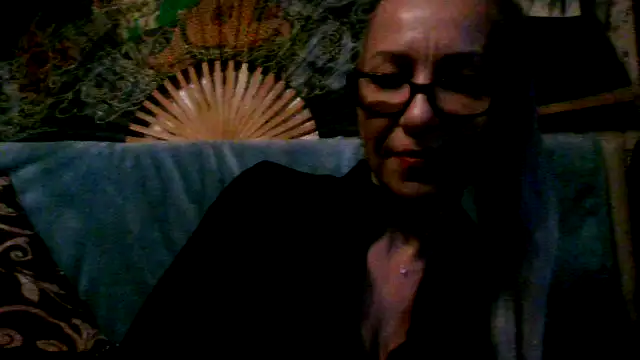 AlisaAngell online show from April 4, 2026, 4:24 pm