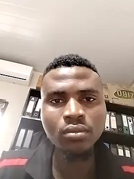 Snapshot of MrMike144 chatting on April 11, 2026, 7:27 am MrMike144 online show from April 11, 2026, 7:27 am