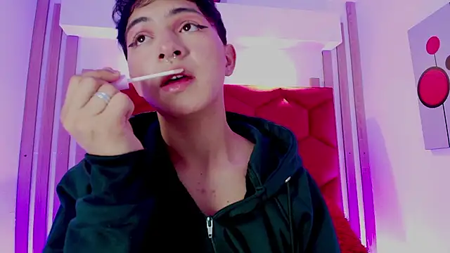 Cristopher Wild online show from March 17, 2026, 9:51 pm