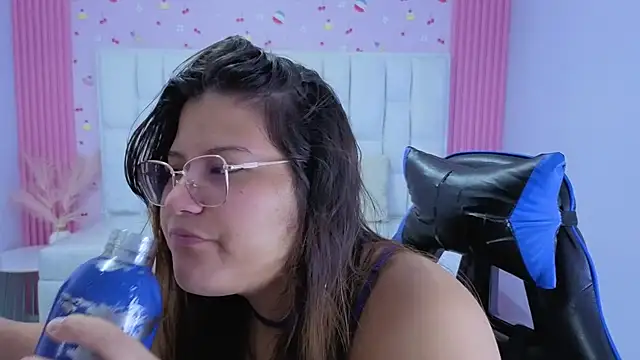 Snapshot of lucero_s1 chatting on May 21, 2026, 3:15 am lucero s1 online show from May 21, 2026, 3:15 am