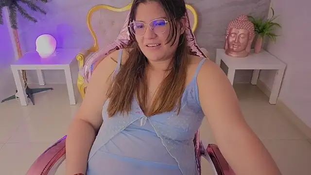 Snapshot of lucero_s1 chatting on May 13, 2026, 3:08 pm lucero s1 online show from May 13, 2026, 3:08 pm