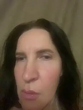 Snapshot of TeraGold46 chatting on April 25, 2026, 8:28 pm TeraGold46 online show from April 25, 2026, 8:28 pm