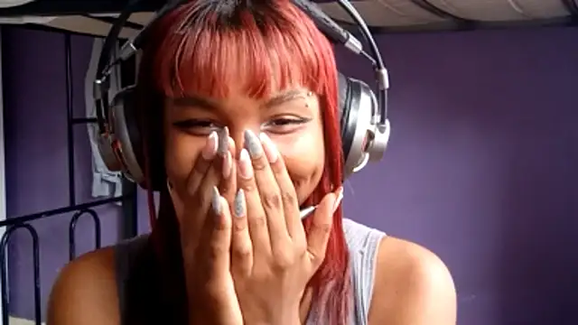 emilycloves online show from March 20, 2026, 3:24 pm