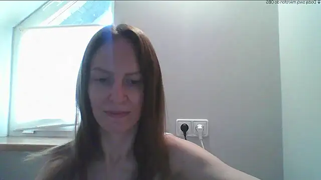 Snapshot of AnnaTight chatting on May 28, 2026, 11:16 am AnnaTight online show from May 28, 2026, 11:16 am