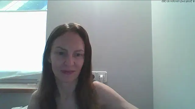 Snapshot of AnnaTight chatting on May 29, 2026, 8:20 am AnnaTight online show from May 29, 2026, 8:20 am
