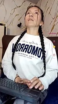 Chloe16  online show from June 29, 2026, 2:51 am