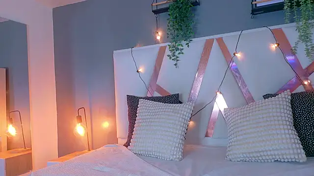 AllysonSmitth   online show from March 6, 2026, 8:48 pm