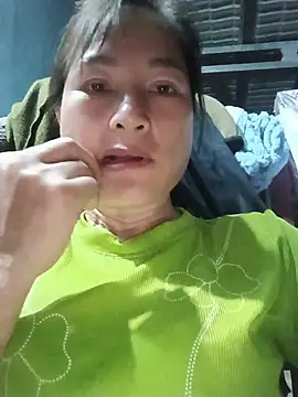 Snapshot of Yuhi3d chatting on June 16, 2026, 12:49 pm Yuhi3d online show from June 16, 2026, 12:49 pm