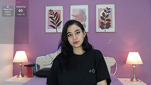 YayaQueen online show from August 1, 2026, 12:14 pm