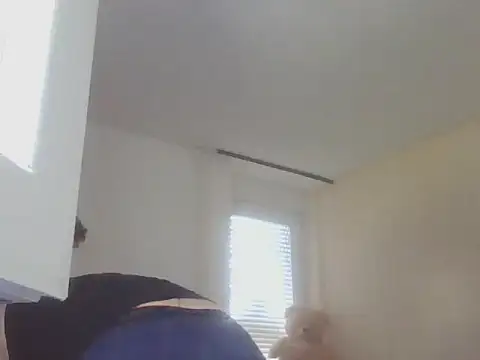 Rennato27 online show from March 9, 2026, 12:41 pm