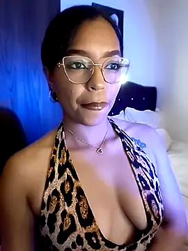 Snapshot of nathyjonees chatting on July 23, 2026, 10:23 am nathyjonees online show from July 23, 2026, 10:23 am